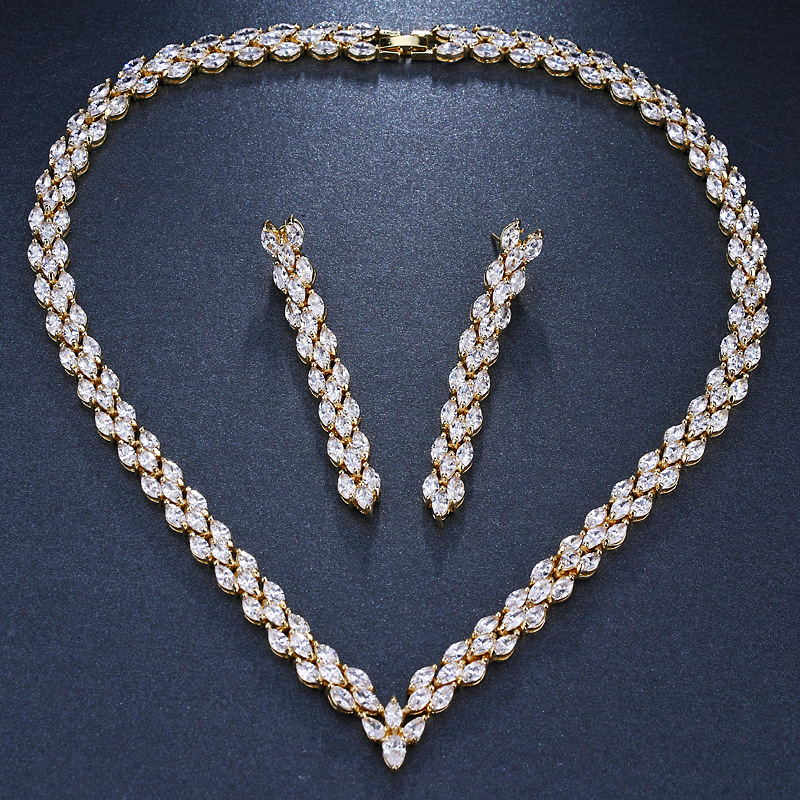 Bridal Water Drop Diamond Necklace