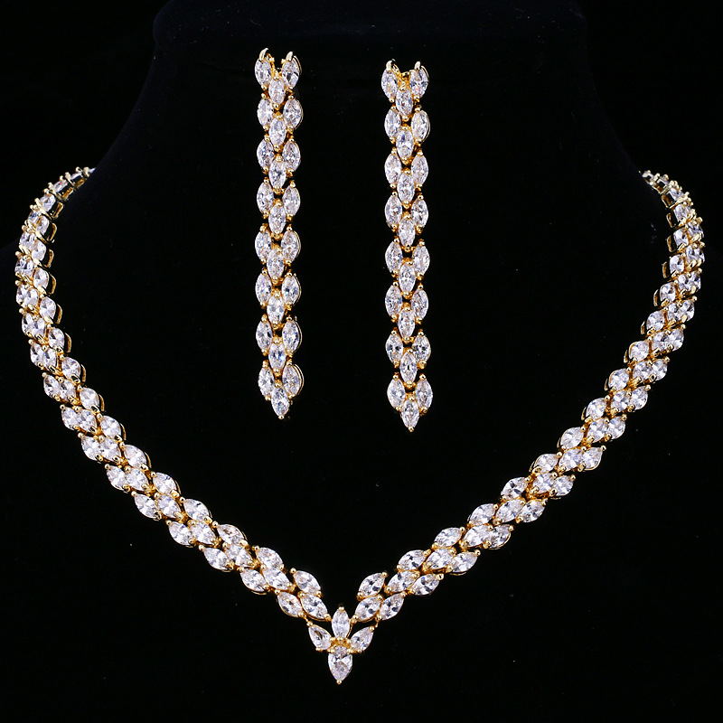 Bridal Water Drop Diamond Necklace