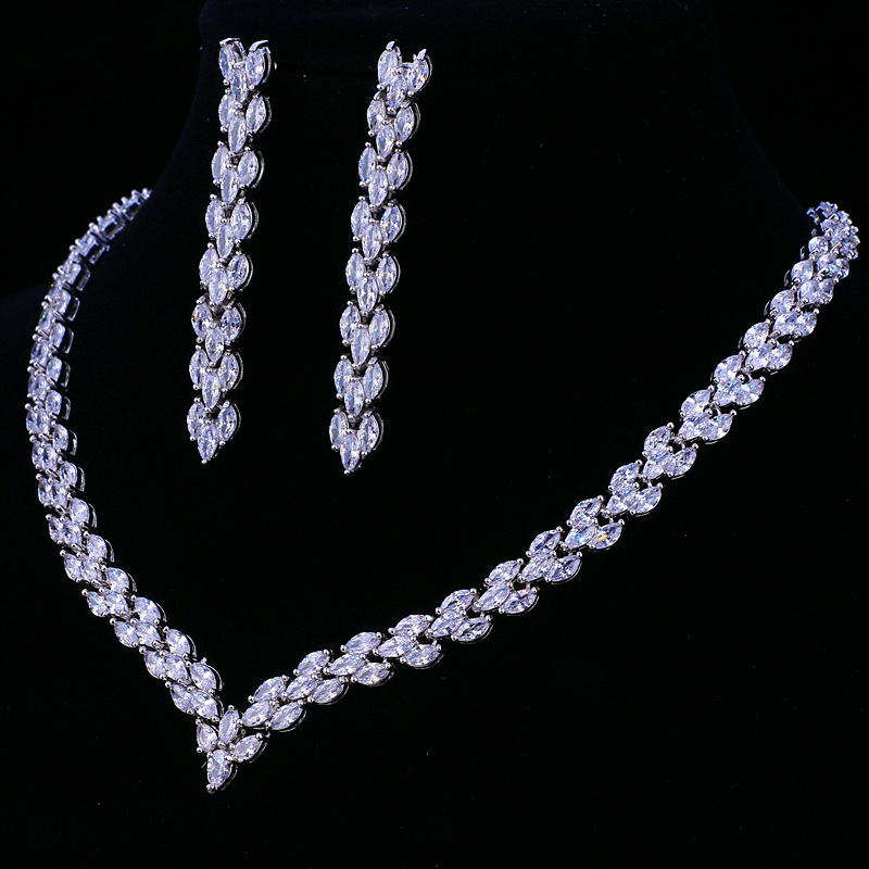 Bridal Water Drop Diamond Necklace
