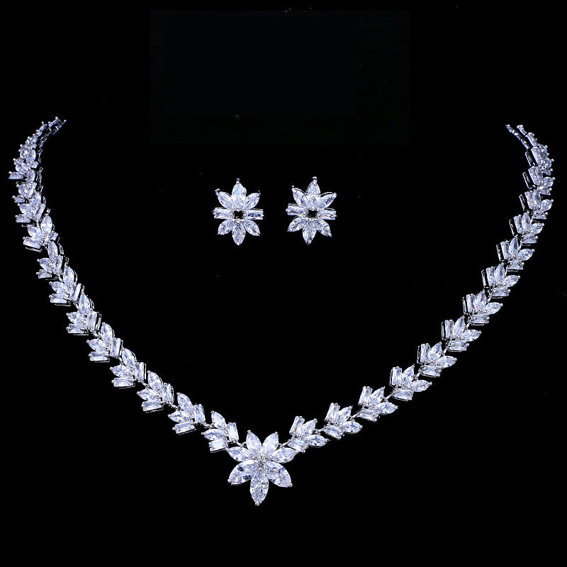Bridal Two-piece Design Simple Flower Necklace