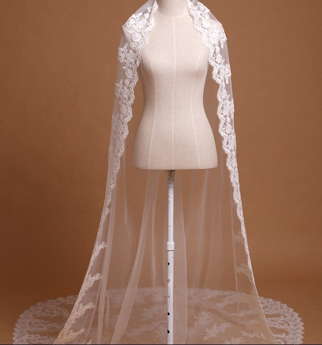 Long Tail Lace Veil