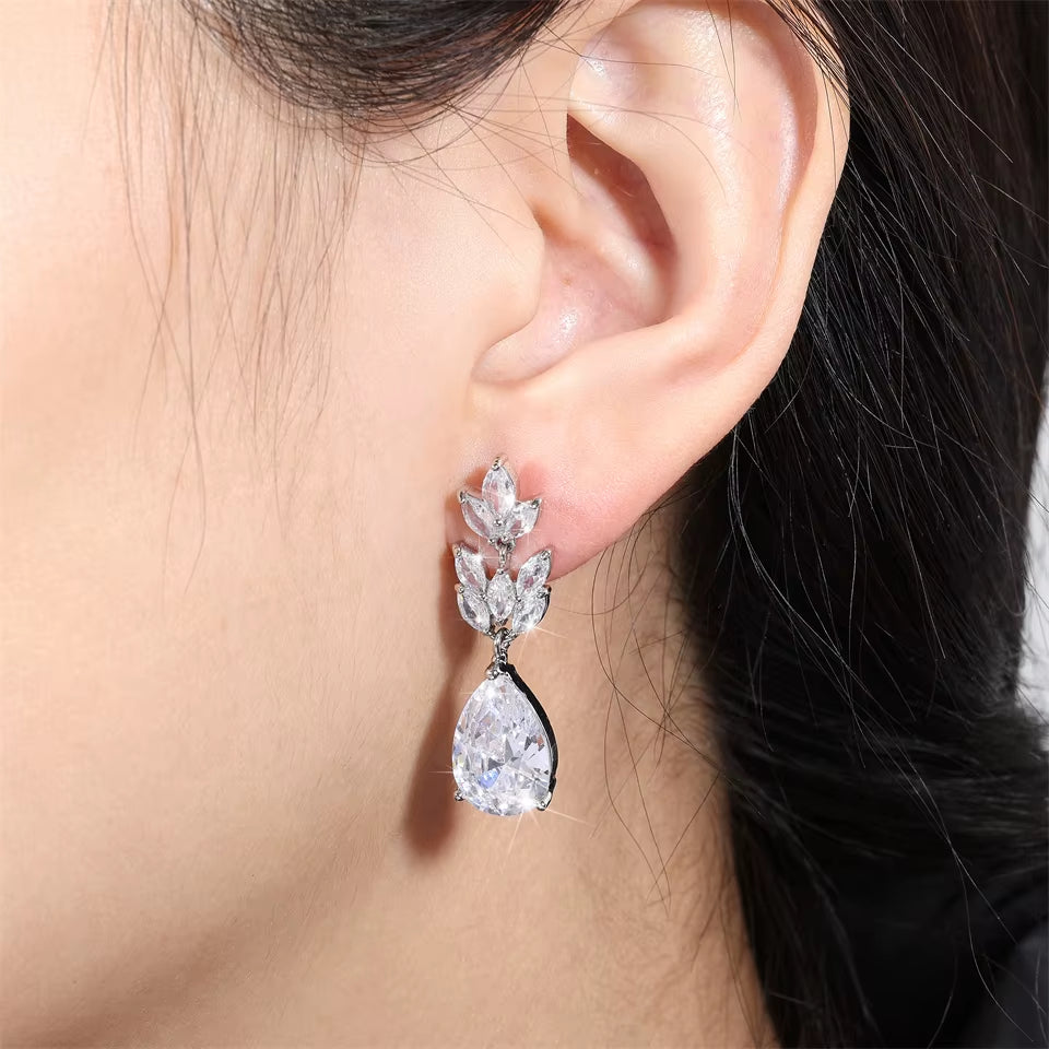 Classic Big Water Drop Leaf Zirconia Bridal Earrings for Women Elegant Shiny Crystal Zircon Wedding Patry Jewelry Gift