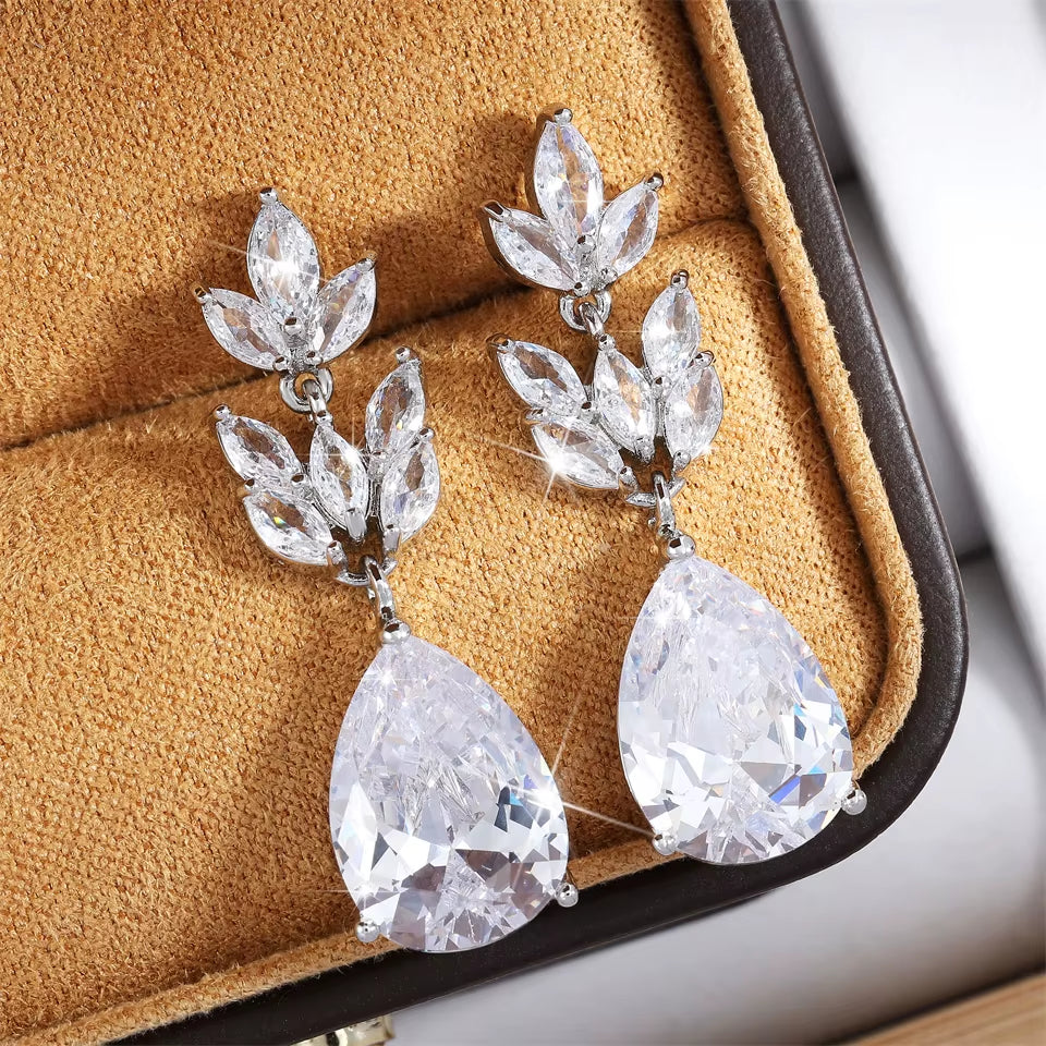 Classic Big Water Drop Leaf Zirconia Bridal Earrings for Women Elegant Shiny Crystal Zircon Wedding Patry Jewelry Gift