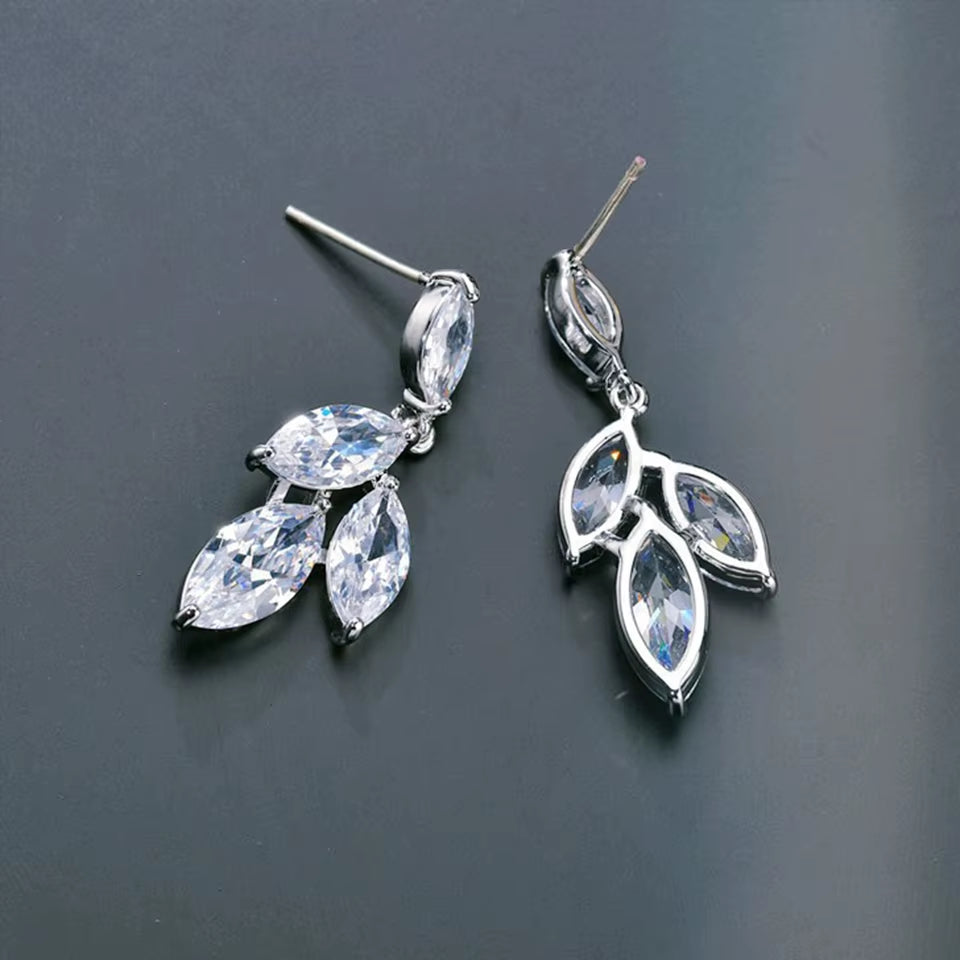 Elegant Marquise Zircon Leaf Shaped Drop Earrings for Women Shiny Clear Zircon Silver Color Bridal Earring Wedding Jewelry
