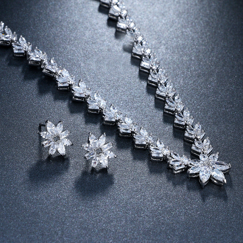 Bridal Two-piece Design Simple Flower Necklace